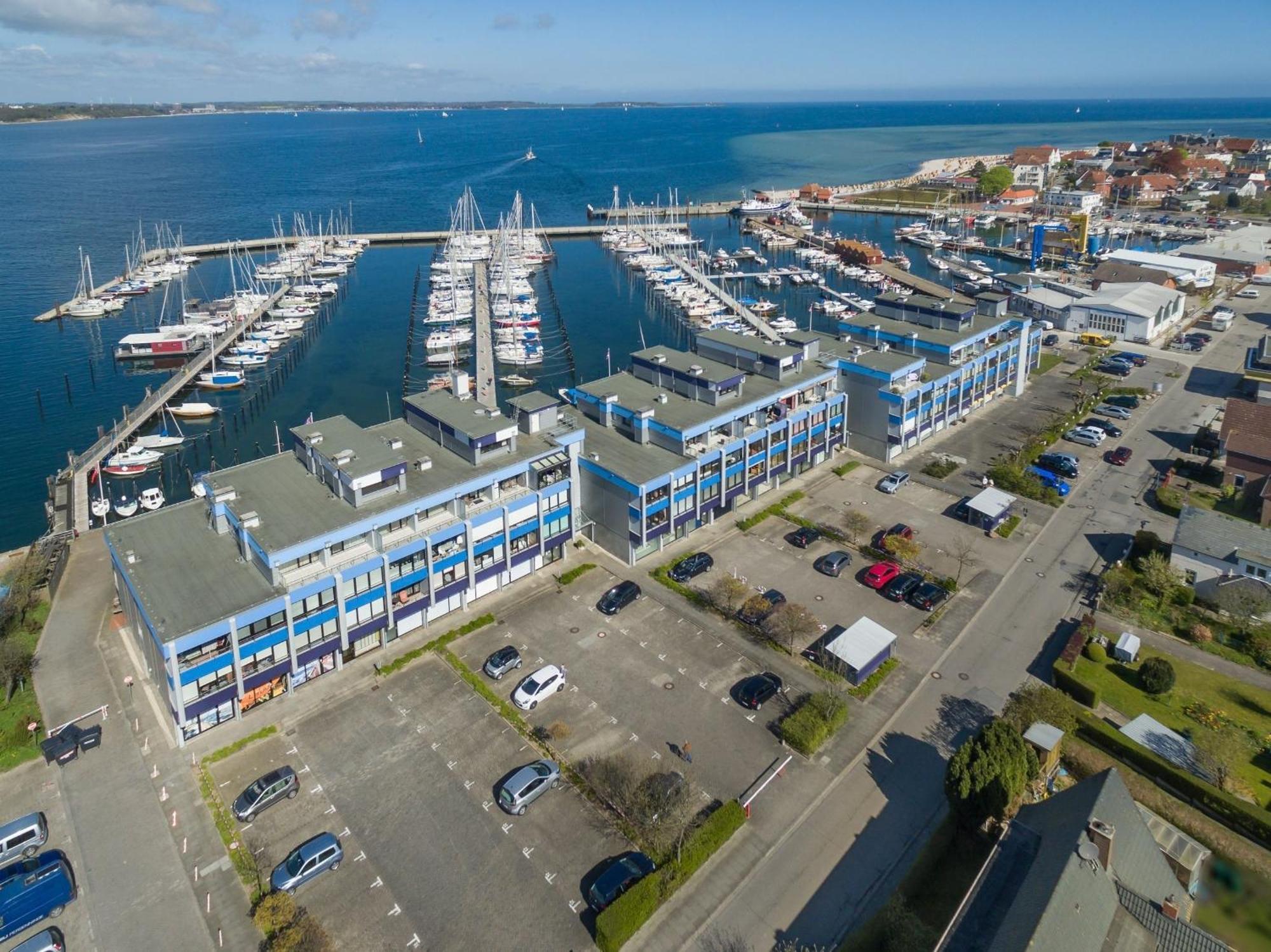 Boern Brn Ankerplatz Apartment Laboe Exterior photo